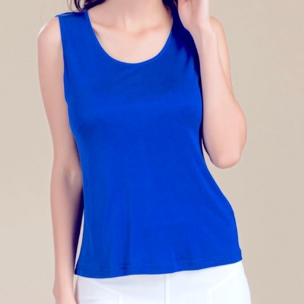 Clear Sky Turquoise Blue Sleeveless Tank Cami First Layer Scoop Neck Sz Medium